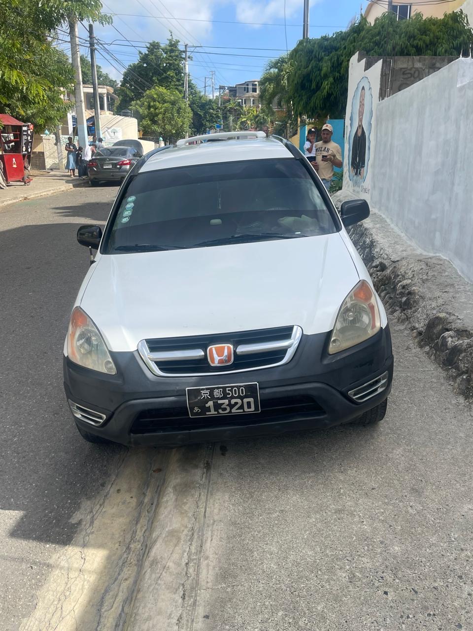 Autos - CRv 2004  precio 500 negociable  telf 82
