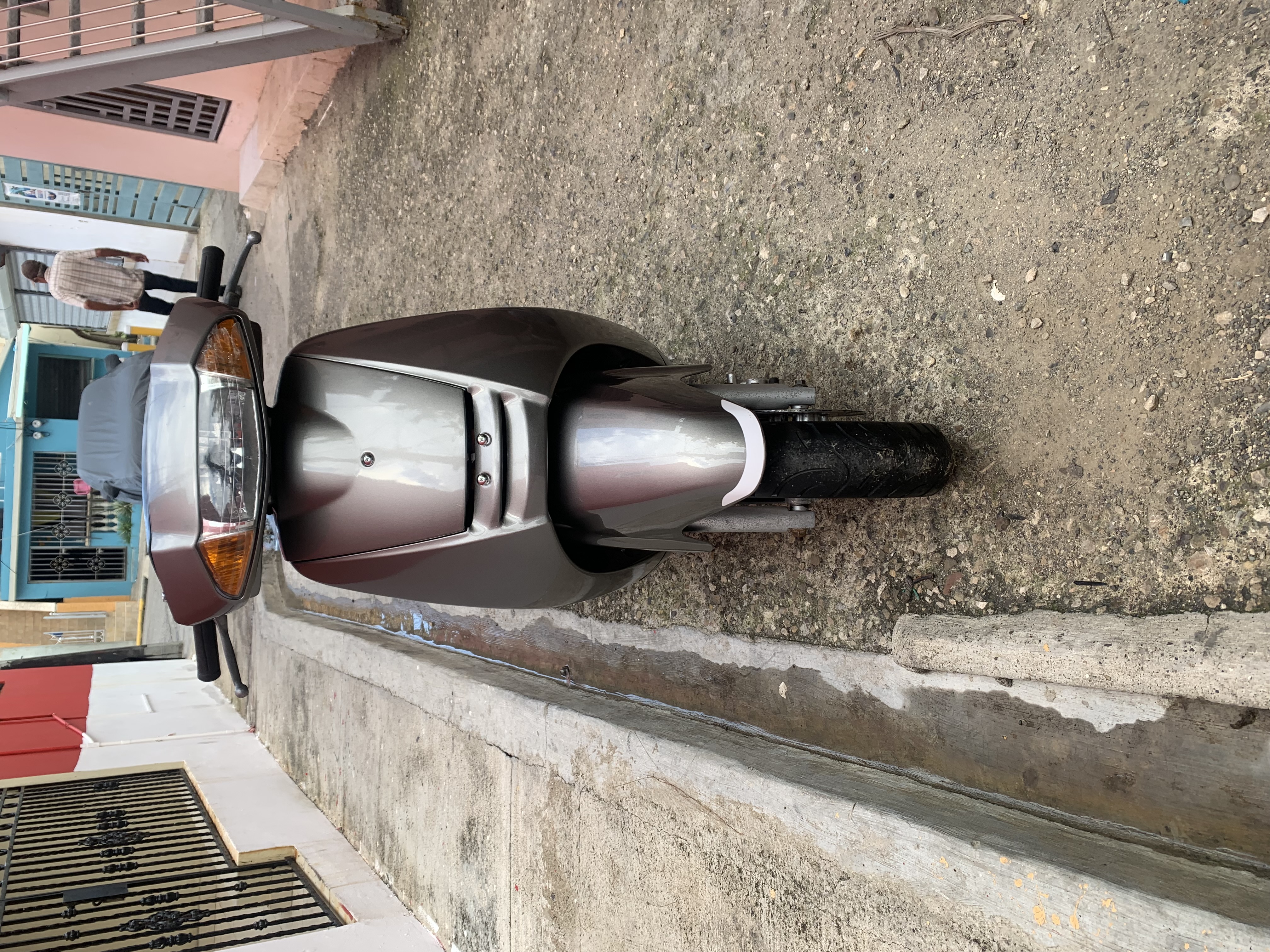 Honda lead 100 moderna