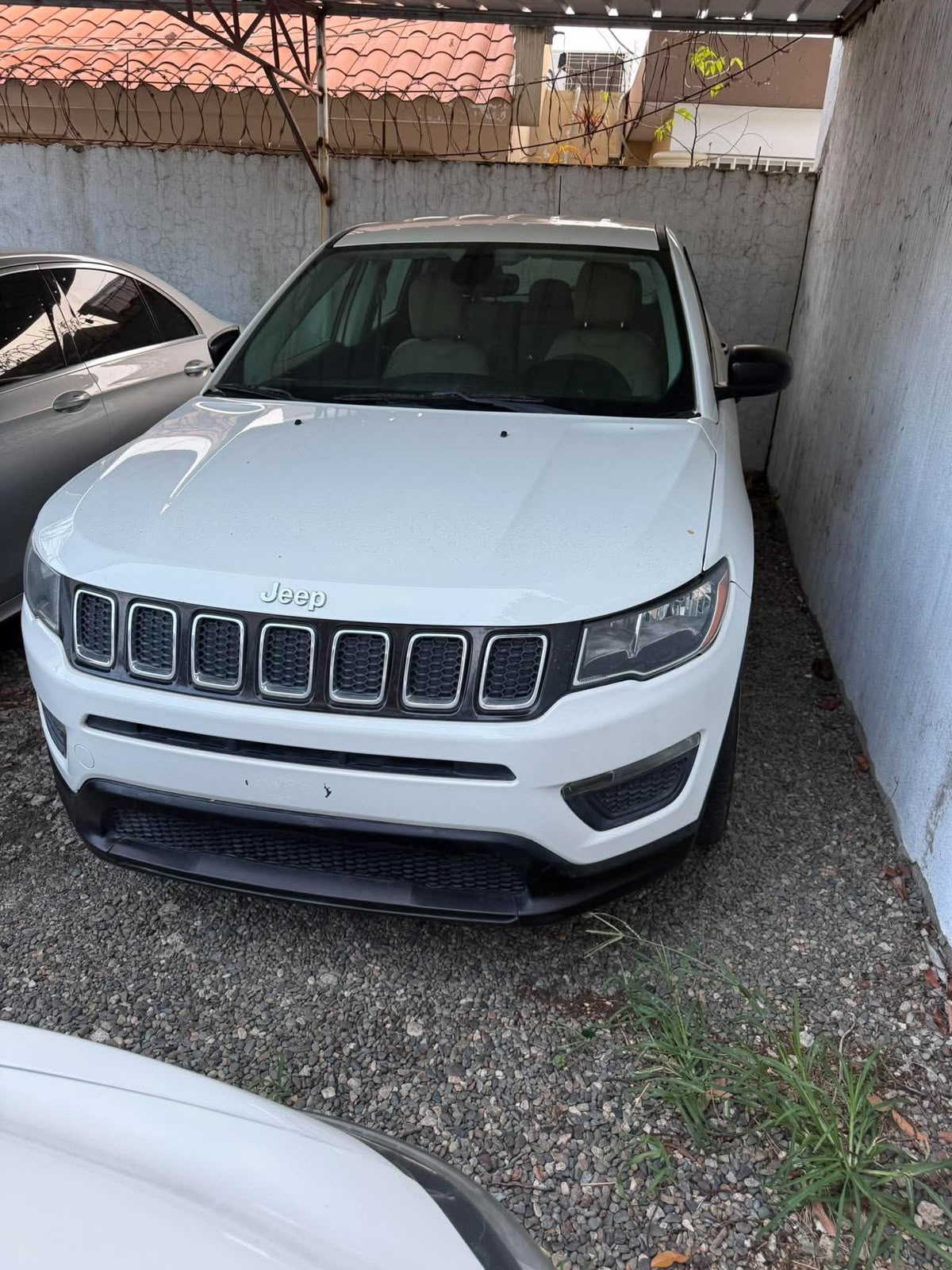 Autos - Jeep compás 

849-455-4299

Entrada