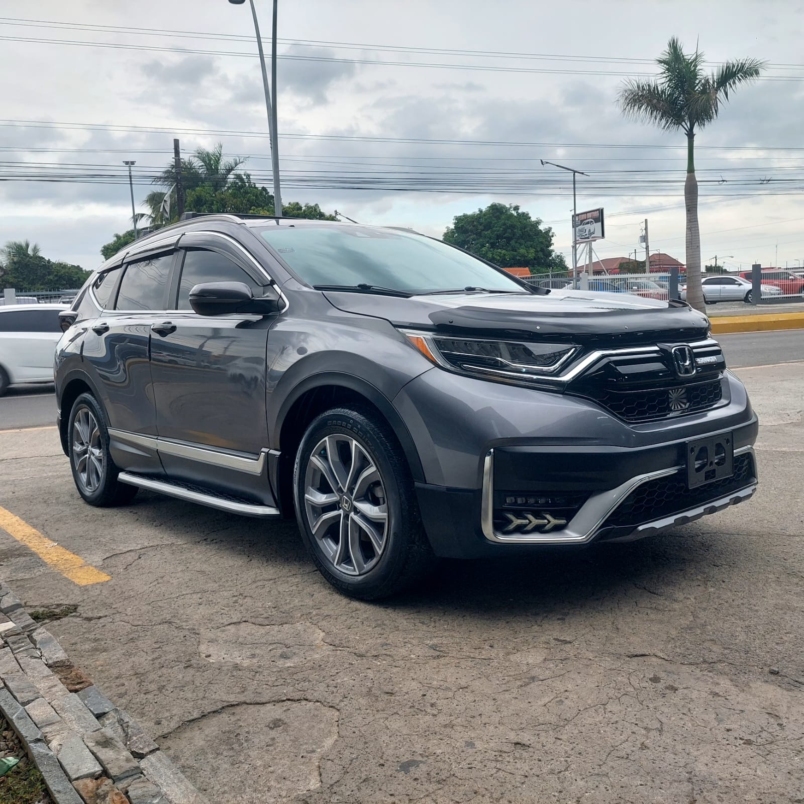 Autos - crv 2020

829 7073444

color gris ra