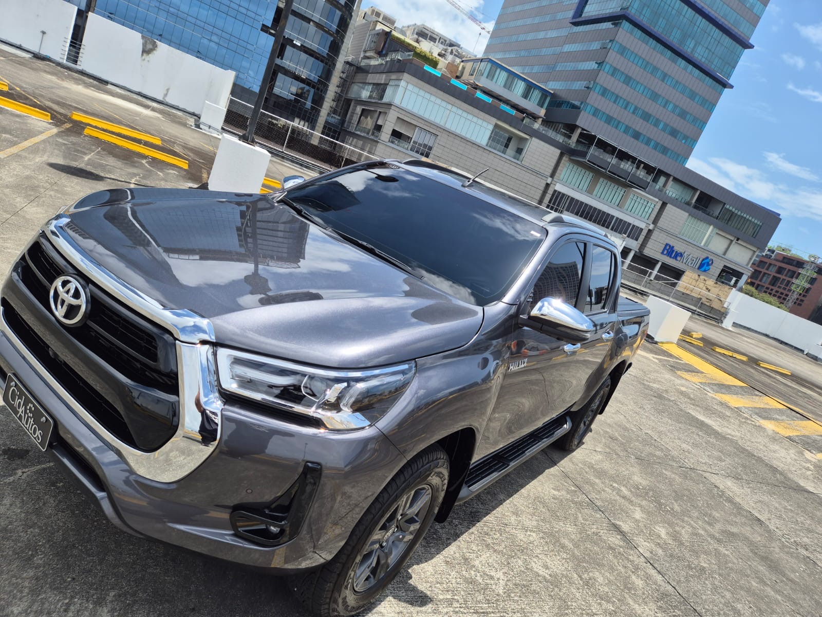 Autos - Toyota Hilux SRV - 2025
Kerlyn Zapata 8