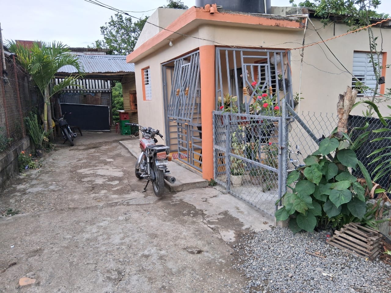 Casas - Casa en venta 
3,900,000 negociables