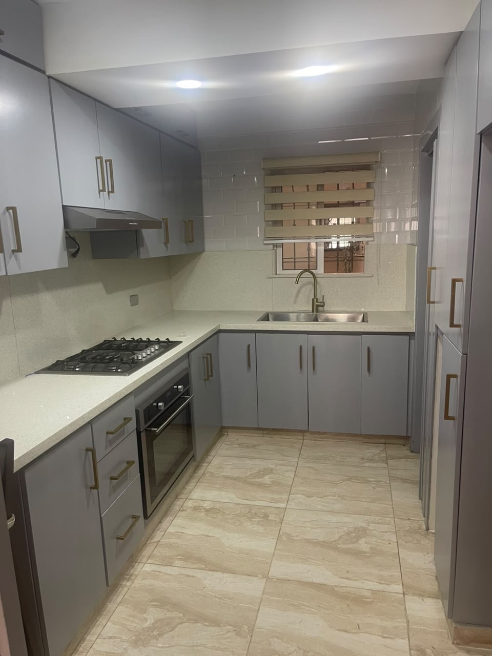 Casas - Se vende Apartamento en Torre Zona Exclu