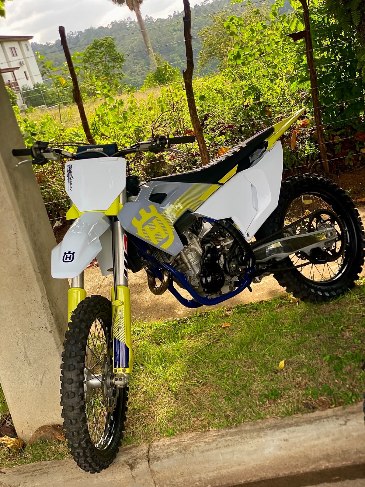 Motos - Husqvarna FC250 2023
Totalmente Legal