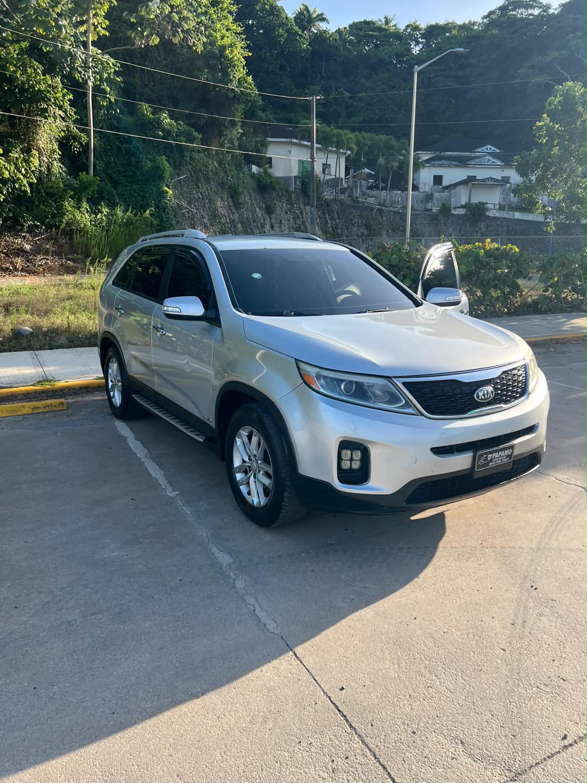 Autos - Kia Sorento 2015
Motor GDI
Gomas 8/10