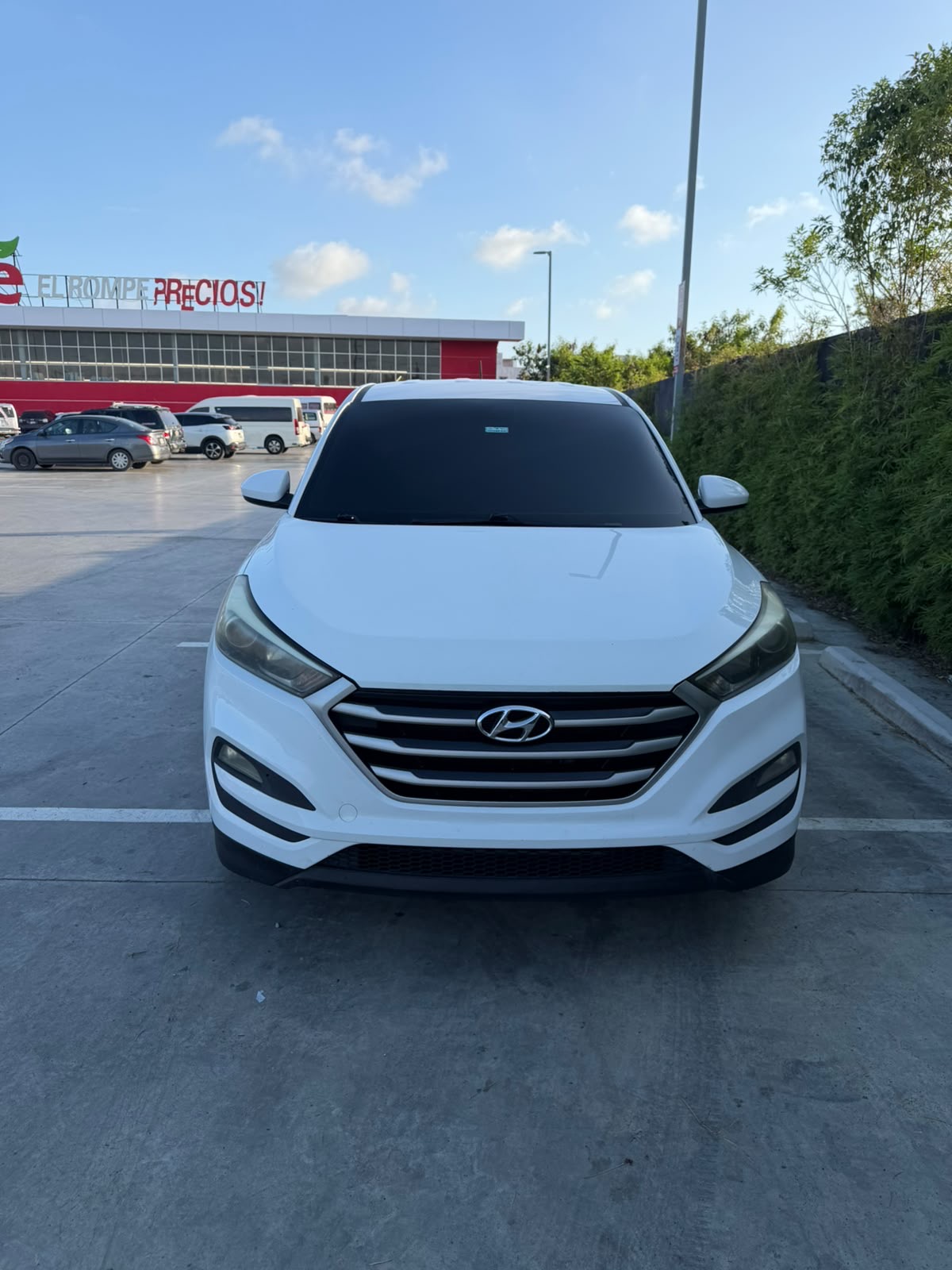 Autos - DETALLES DEL VEHÍCULO:
Marca: Hyundai T