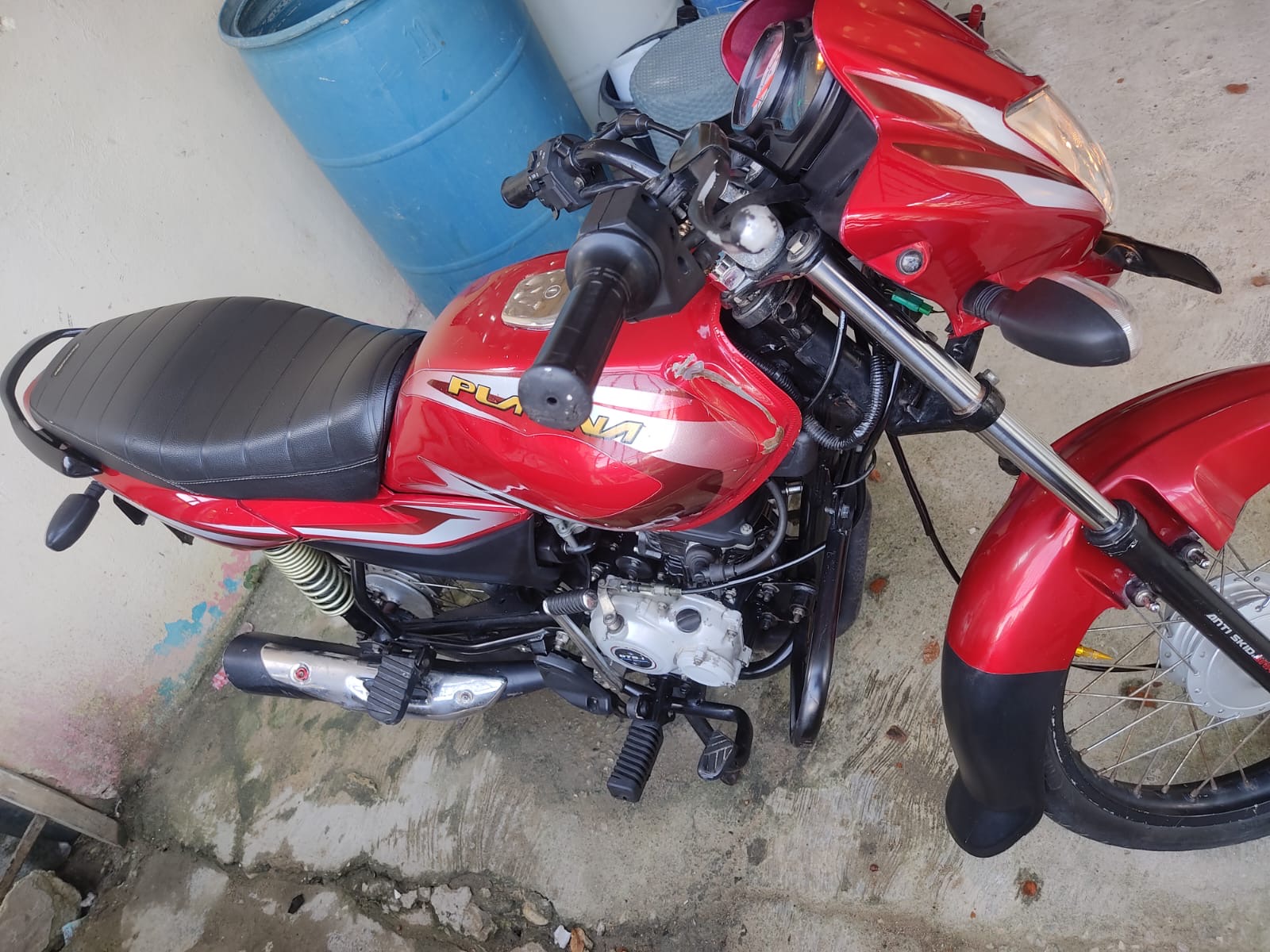 Motos - Bajé 100 años 2022 todos sus documentos
