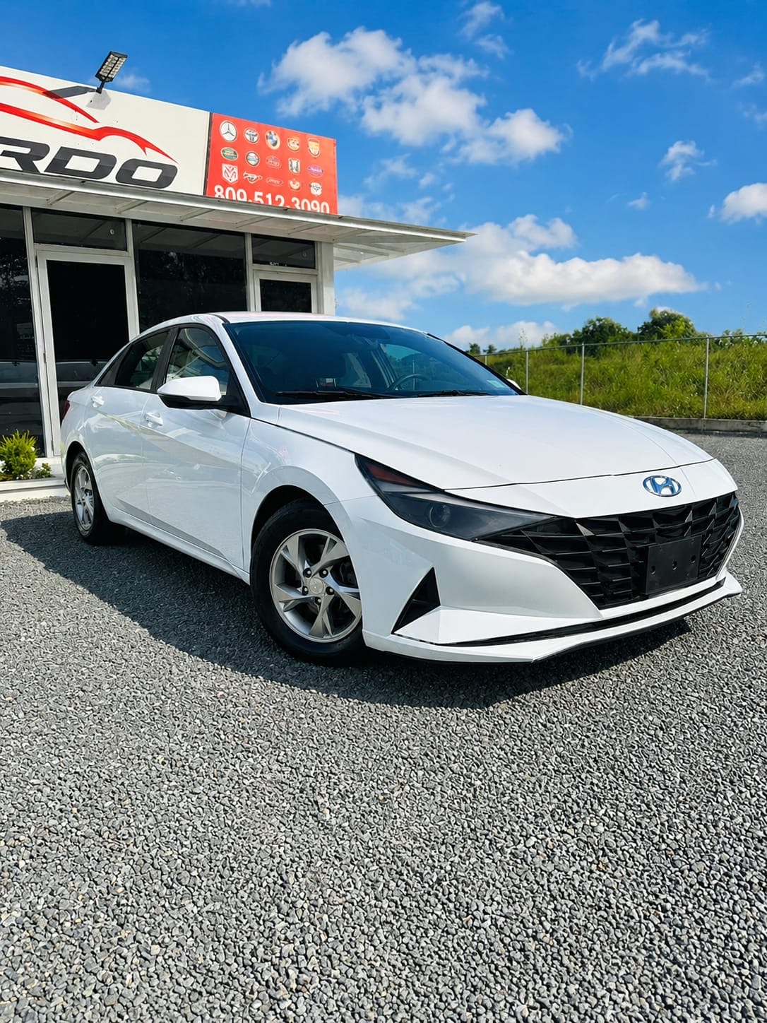 Autos - 2021 hyndai elantra sel precio RD$950,00