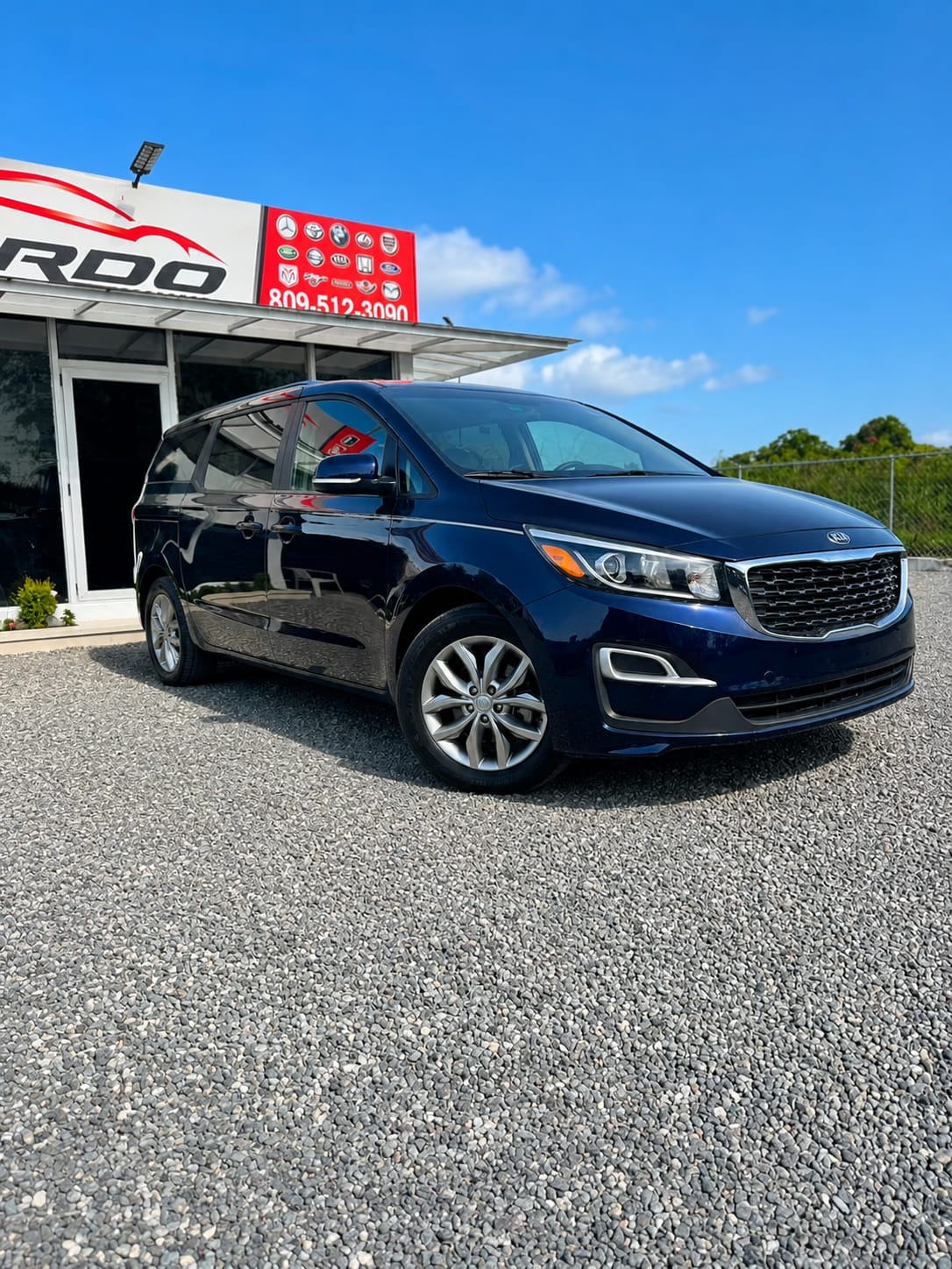 Autos - 2020 kia sedona ex 

precio RD$1,080,0