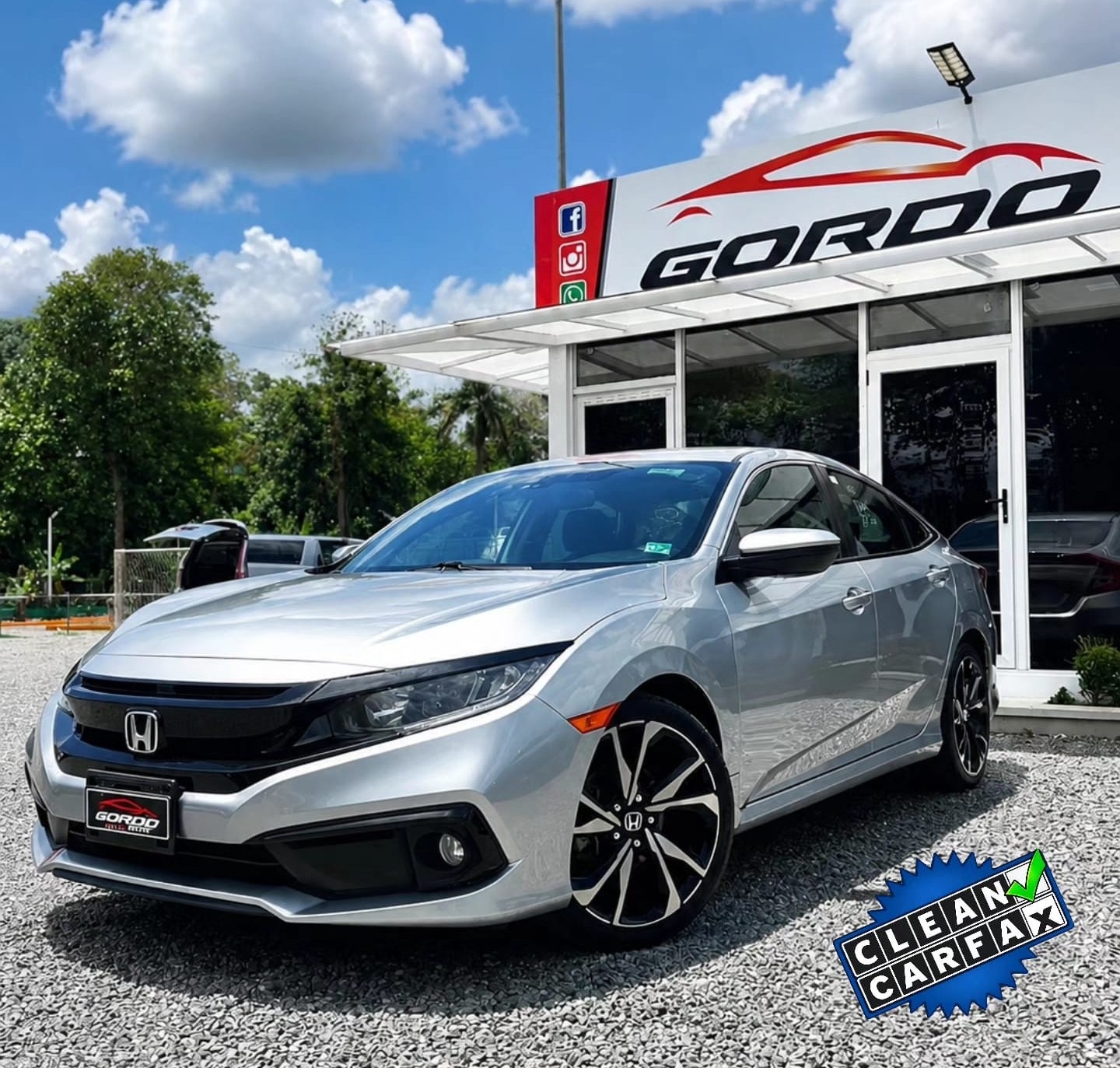 Autos - 2020 Honda civic sport 

precio RD$1,0