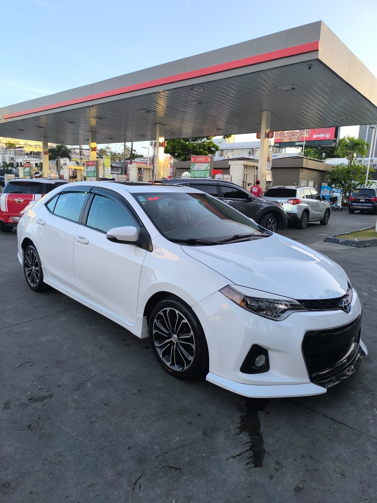 Autos - Toyota Corolla 2014 SE Plus 

Único du
