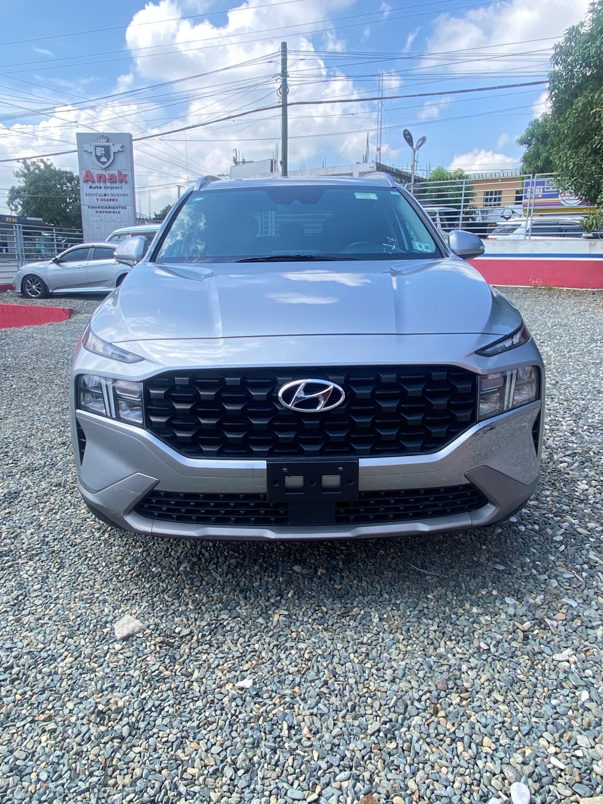 Autos - Hyundai Santa Fe 2023 
Precio 26,000 dó
