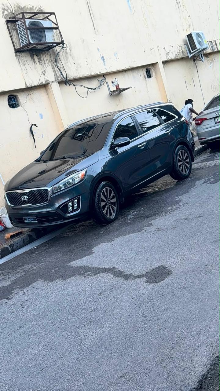 Autos - Kia sorento 2017, 

2 filas de aciento