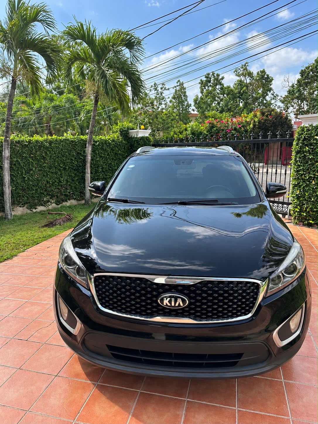 Autos - Kia Sorento 2016
Precio: $775,000
809-