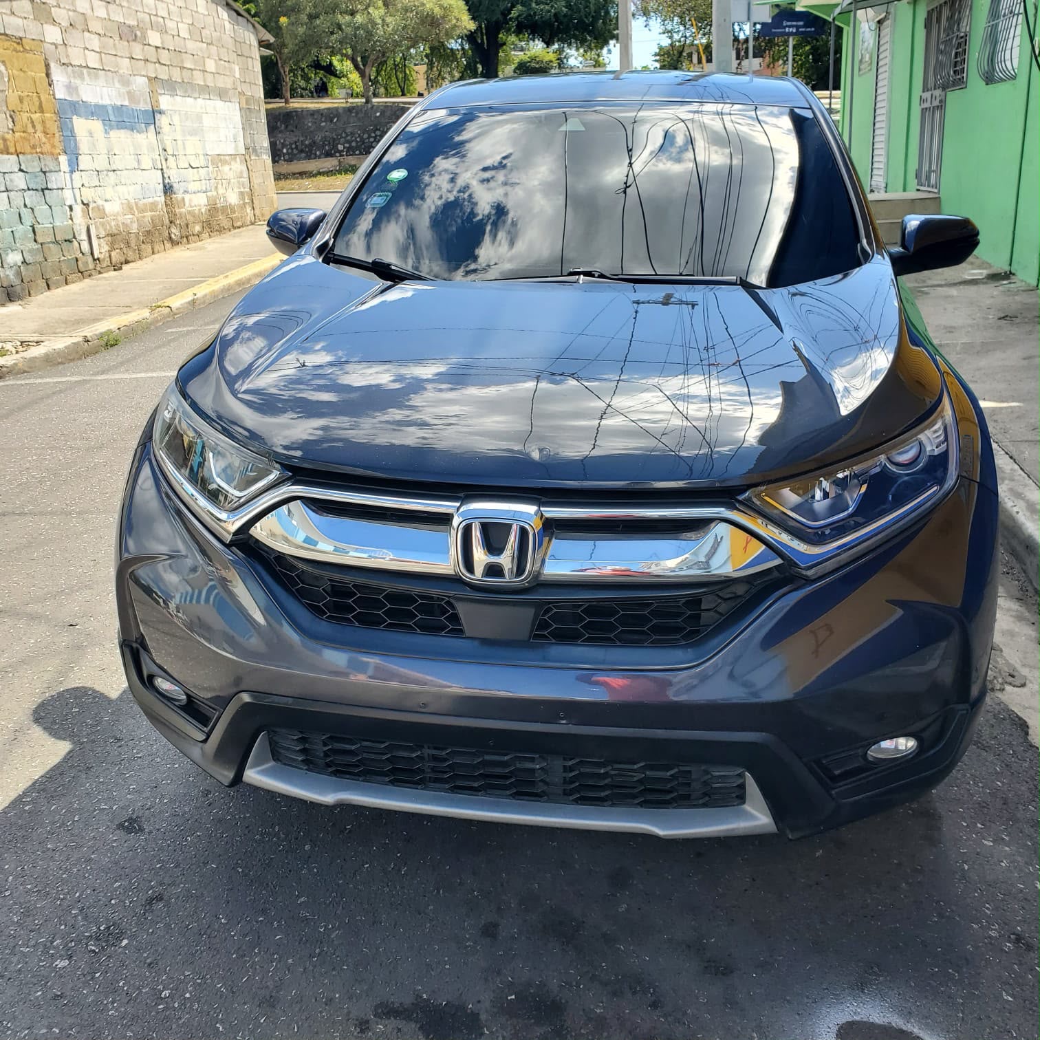 Autos - Honda CRV 2017 EX AWD 
Clean Tittle 
U