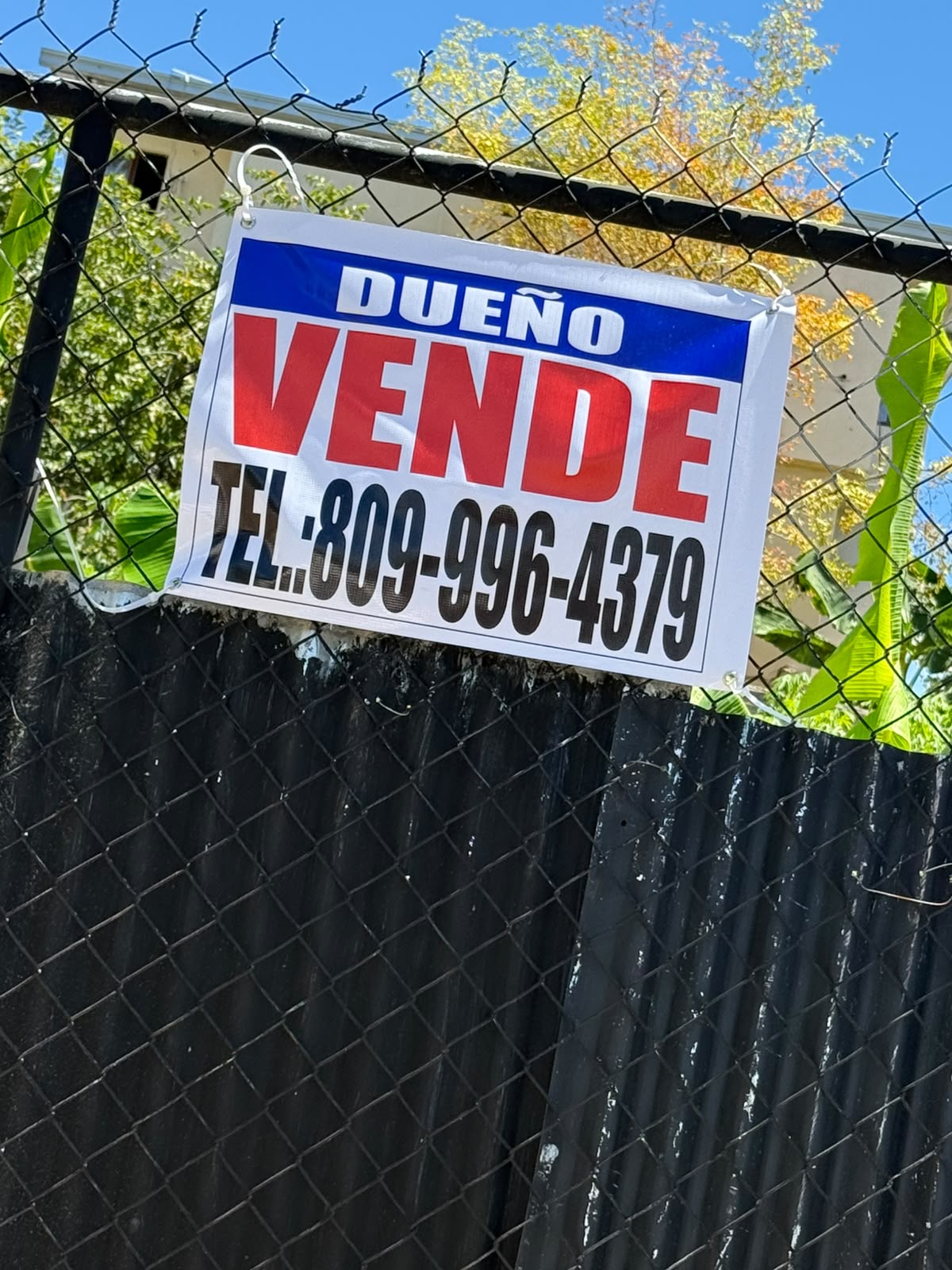 Terrenos - Se vende solar  de 300.7 metros cuadrado