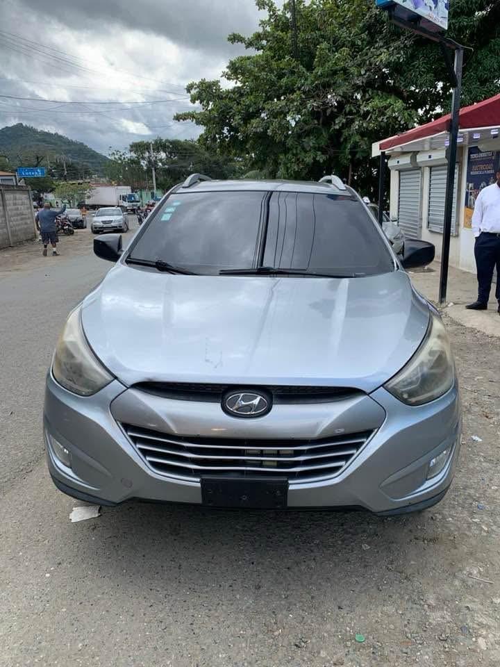 Autos - Hyundai Tucson 2014 
690,000-
80970751