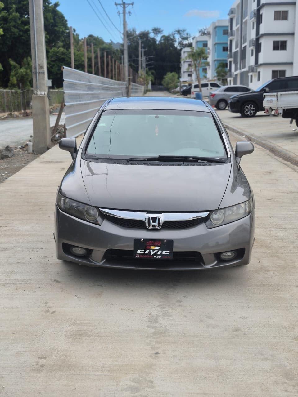 Autos - Marca honda civic 2006 
Precio 470 nego