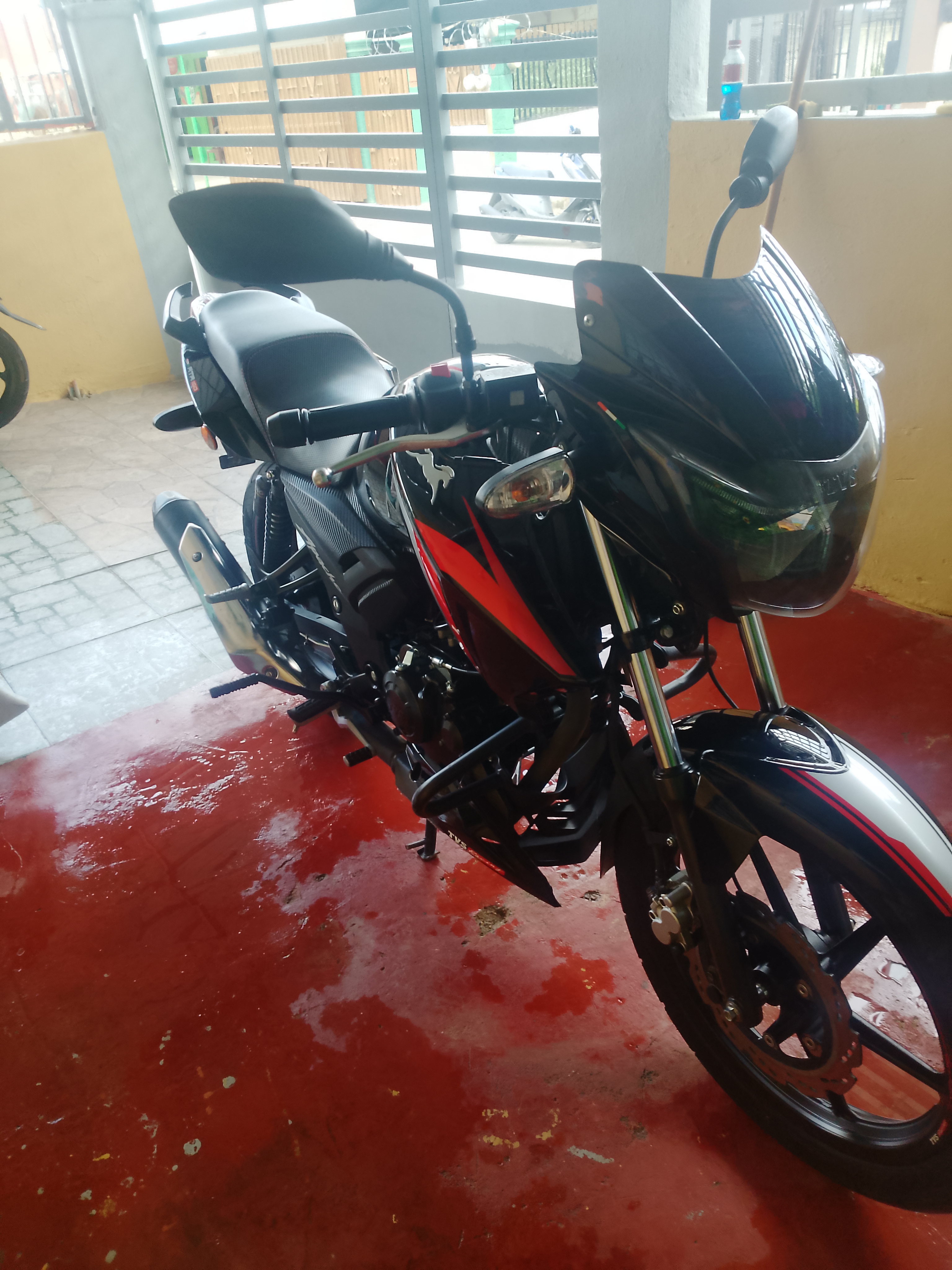 Apache 160 negro año 2022 documentos al día 83 negociables más información 8292877710