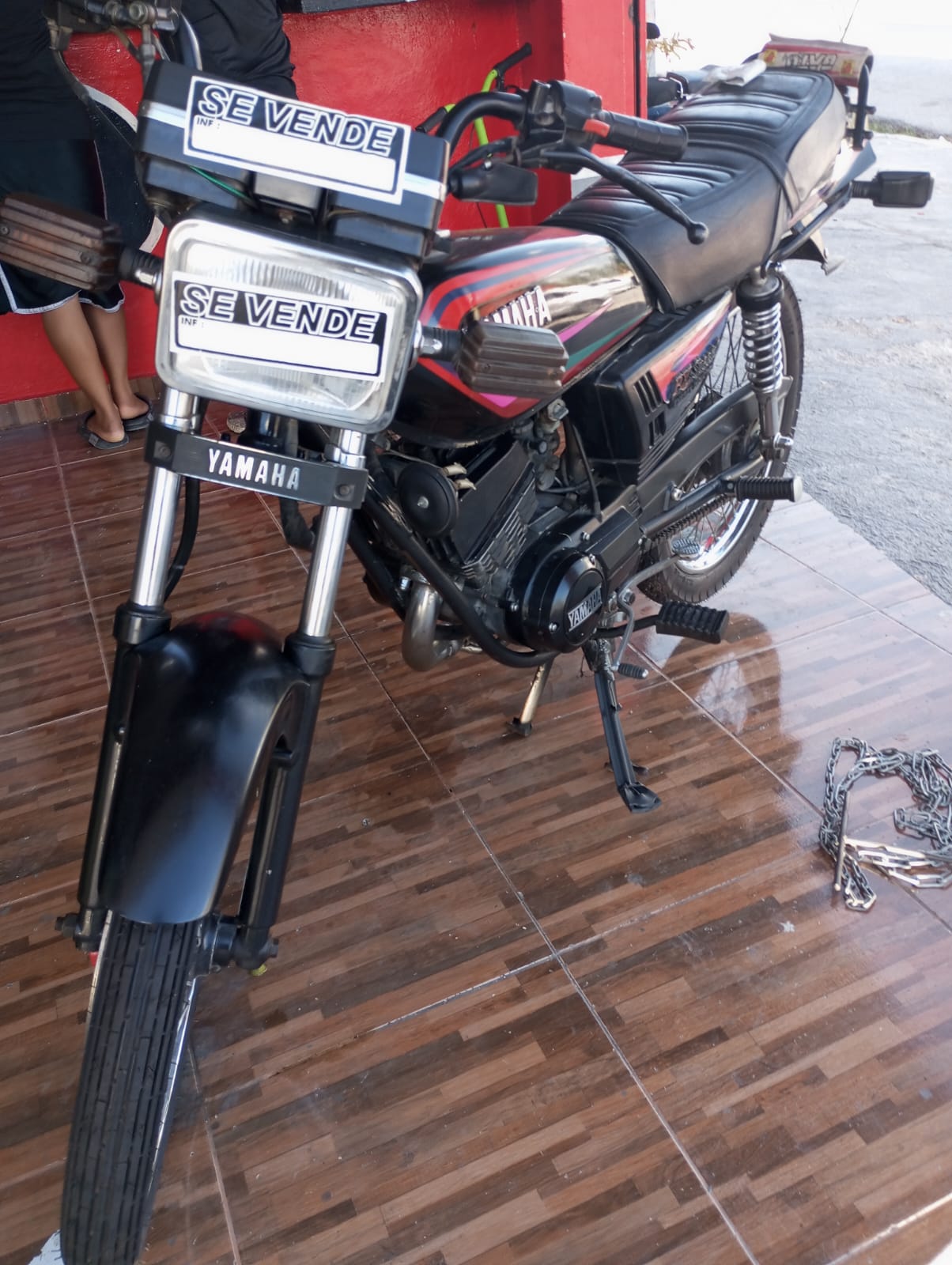 Motos - Yamaha del año 1998, 

por 125 mil pes