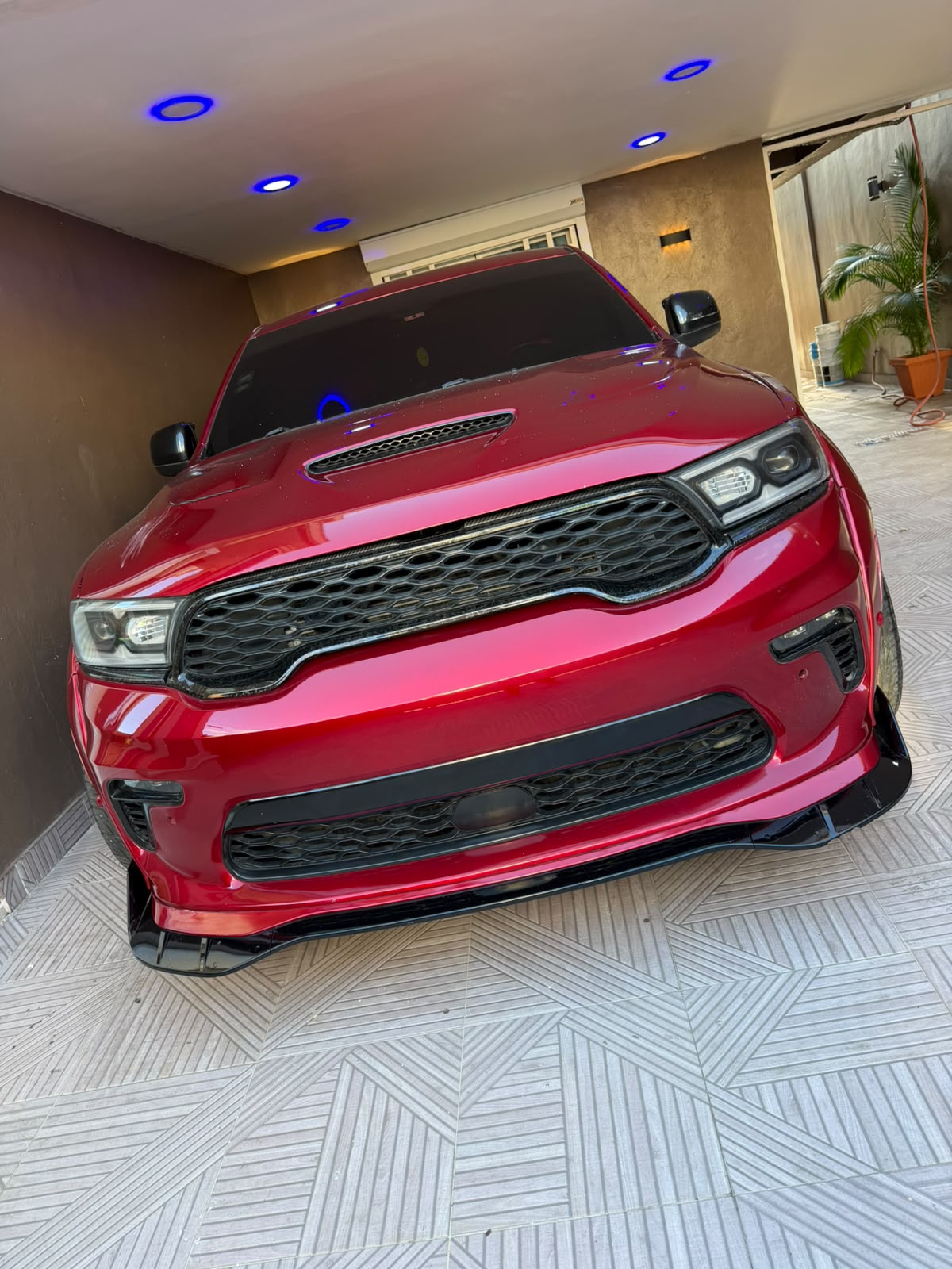 Autos - Dodge Durango 2017 SXT

Tiene Kit comp