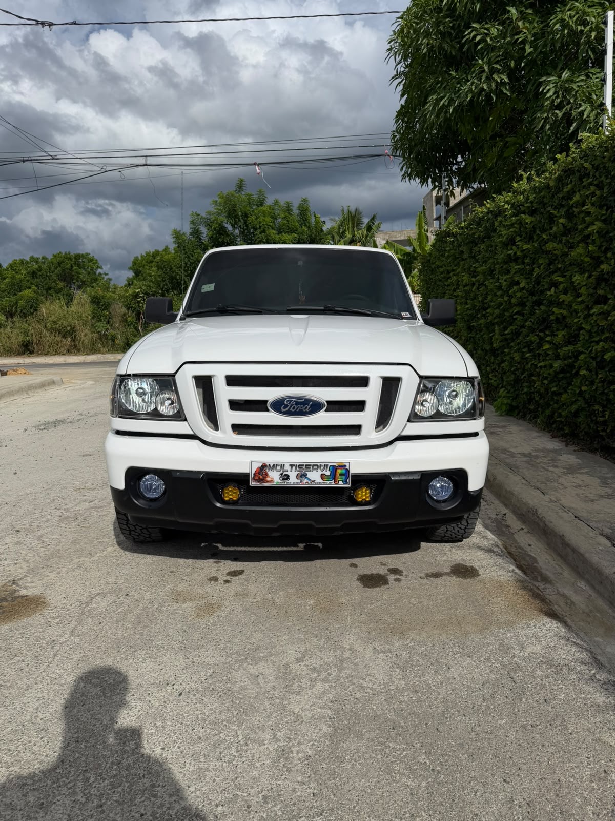 Autos - Camioneta for 20011 en.muena condición