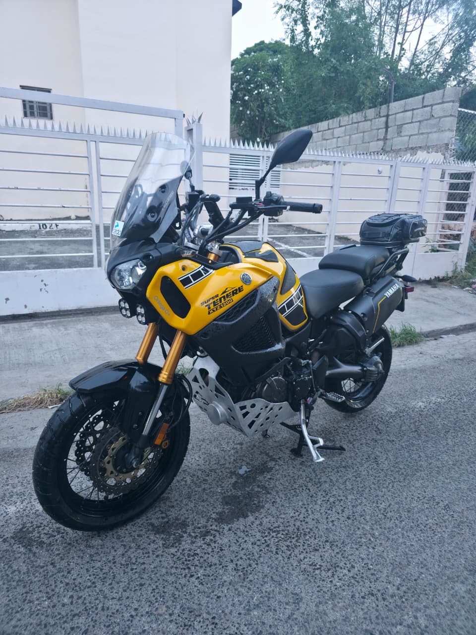 Motos - Vendo Yamaha Super Tenere 1200cc, año 20