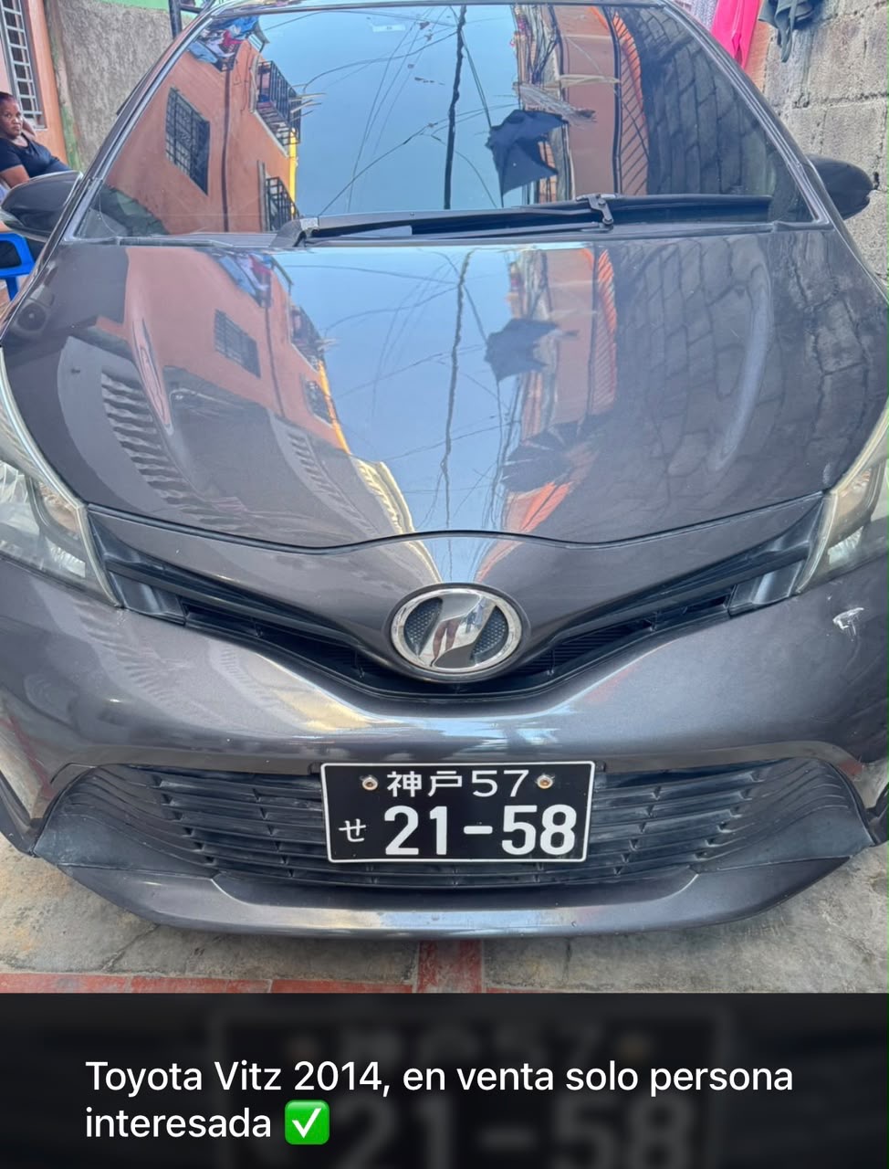 Autos - 🚗 TOYOTA VITZ 2014 EN VENTA — Gris rató