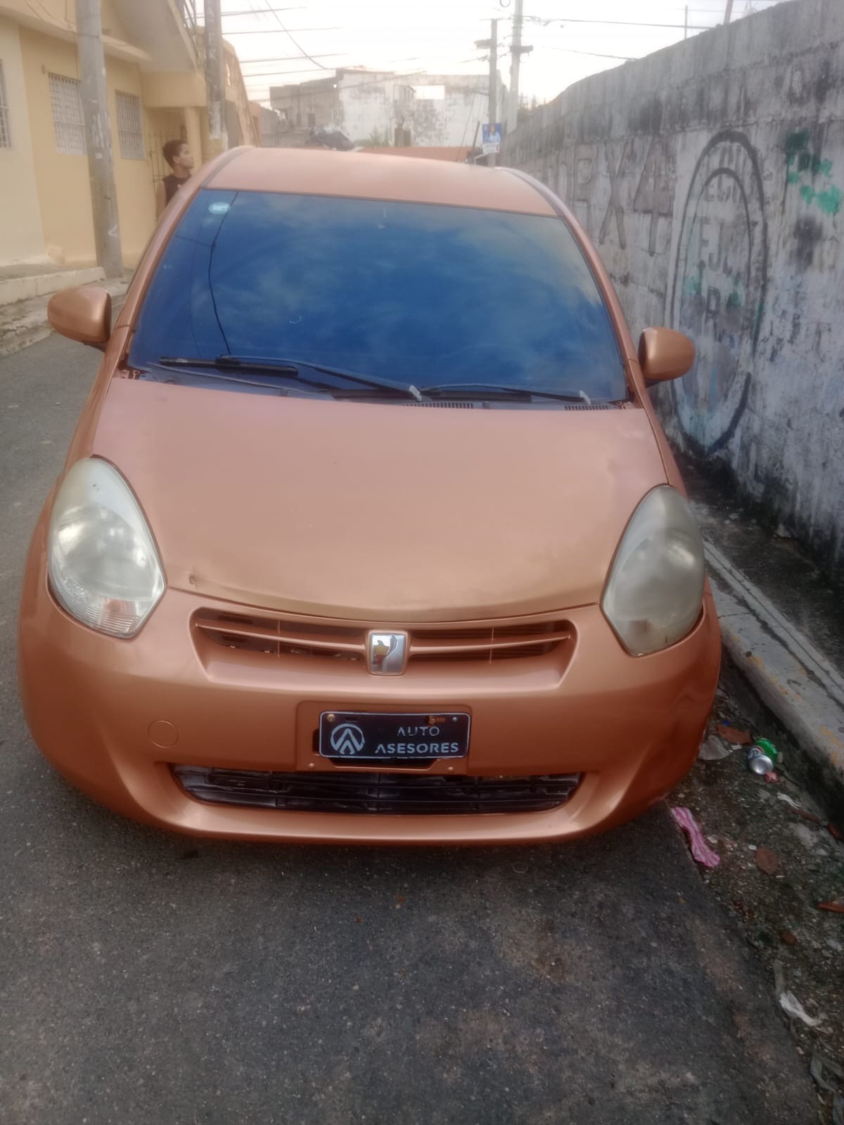 Autos - Toyota paso 2012 , de 4 cilindro 

Pre