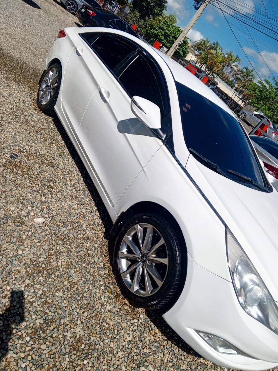 Autos - HYUNDAI LPI 2015 
540mil negociable ubi