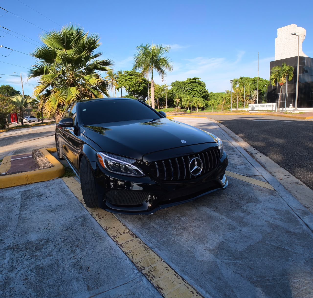 Autos - 🔥 MERCEDES-BENZ C300 2015 | KIT AMG 🔥