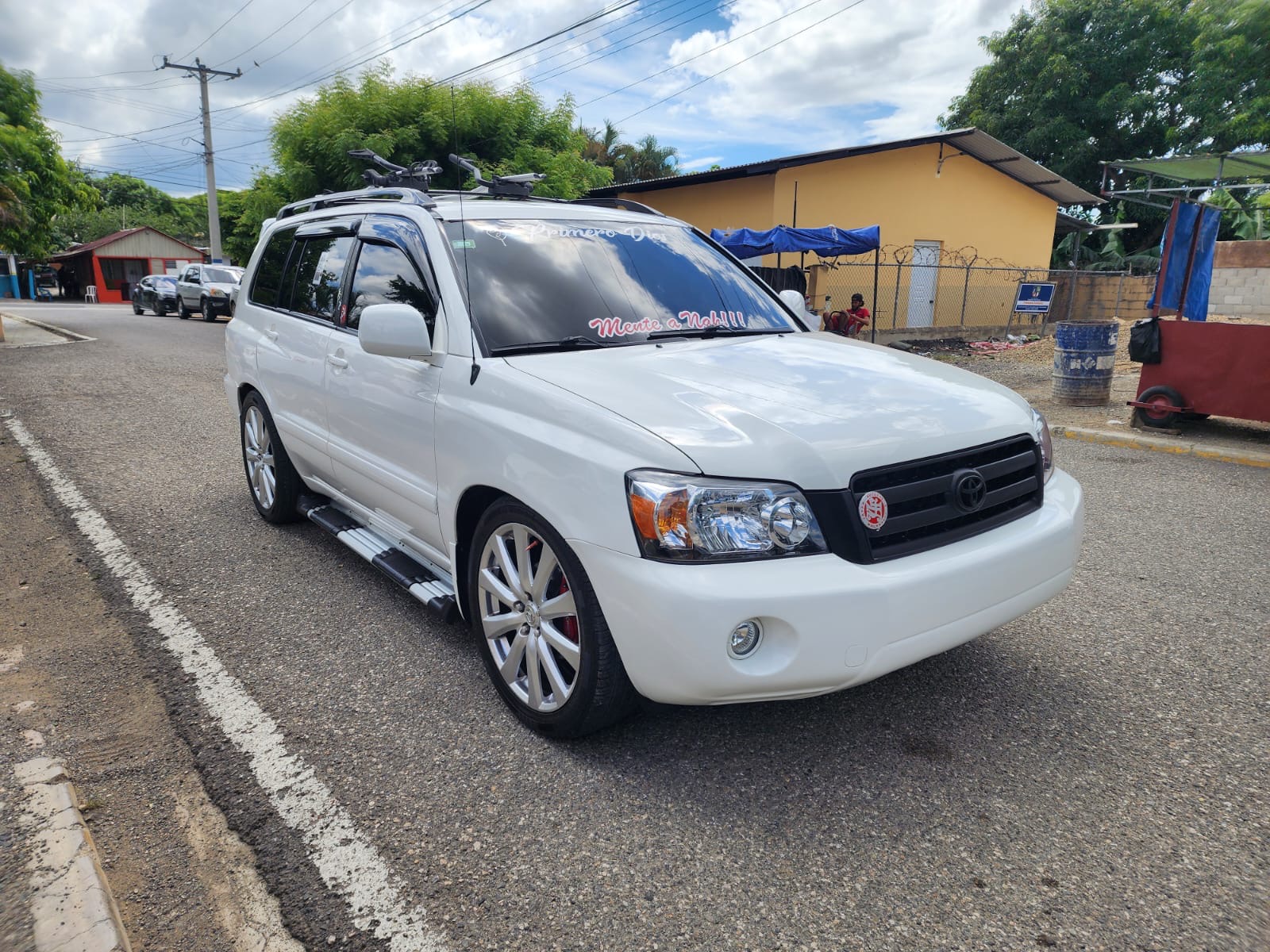 Autos - Toyota hilinder 2006 full 

Precio : 7
