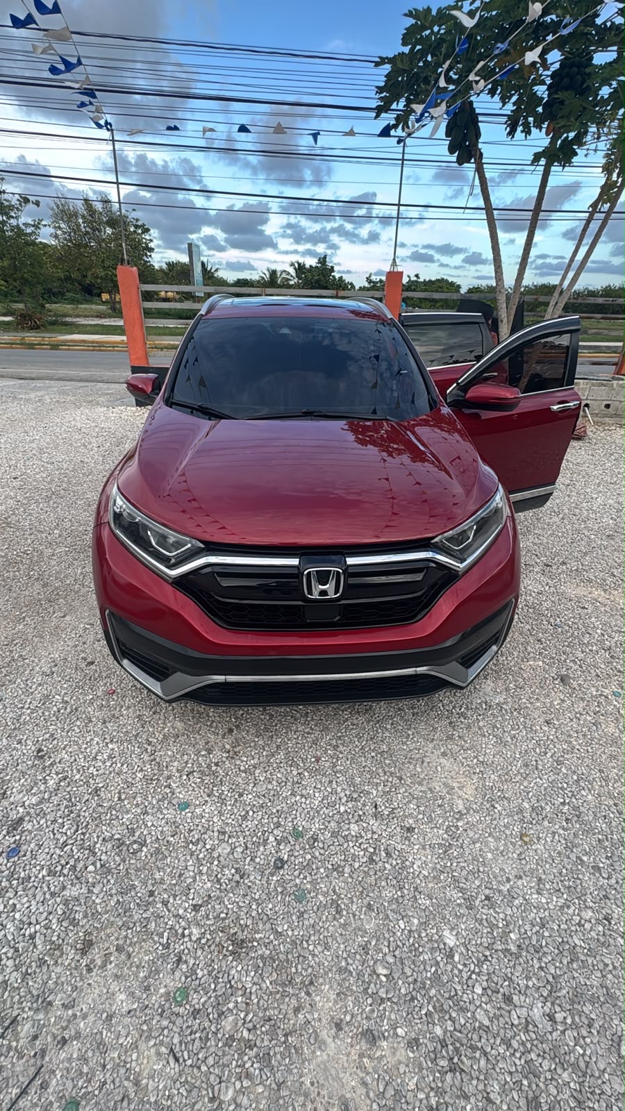 Autos - CRV EXL 4x4 año 2020
1.6 negociable
80
