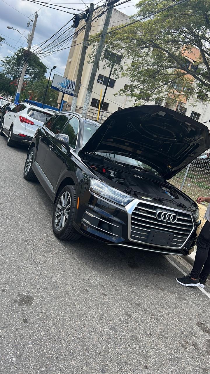 Autos - Audi 2017 Q7
829-497-4307
San Juan de