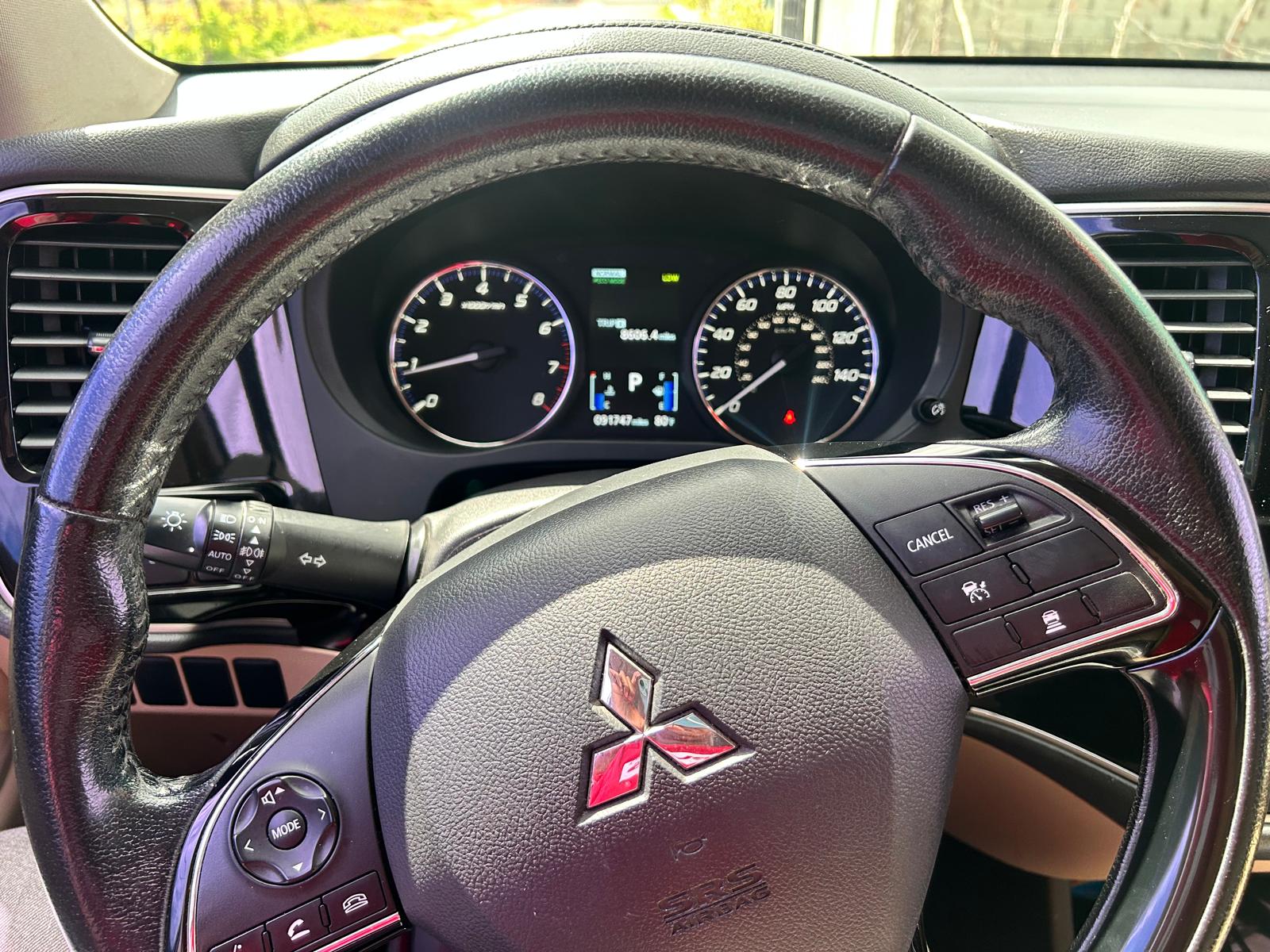 Mitsubishi Outlander 2016