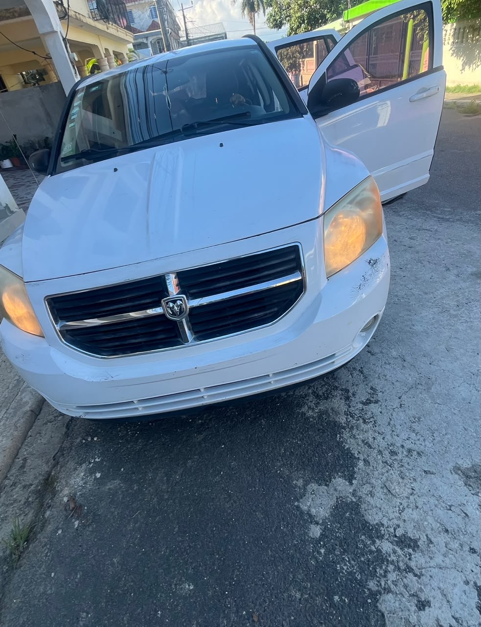 Autos - Le escribí por Instagram.
Descripción D