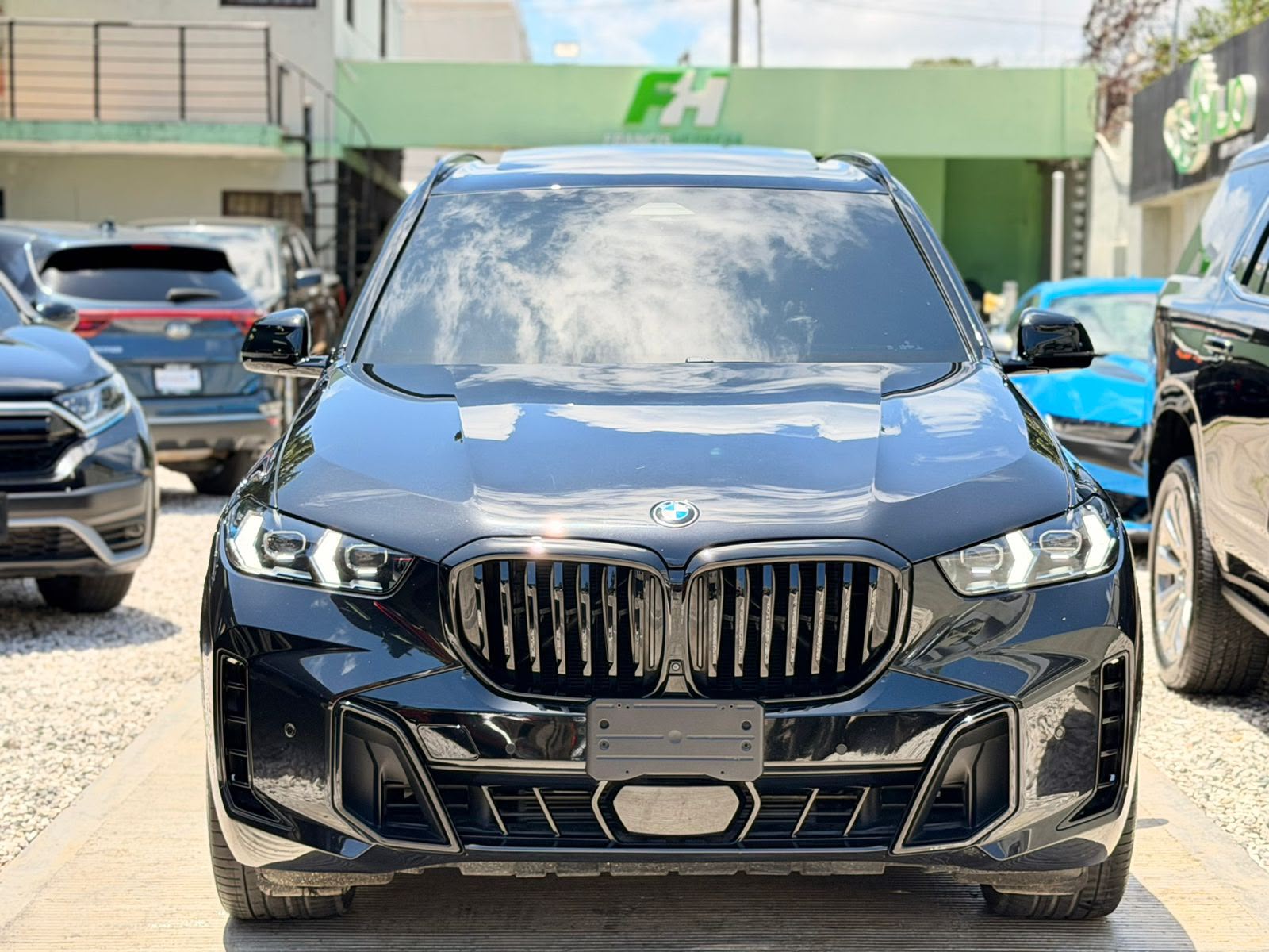 Autos - BMW x5 m package 2024

40,000 millas c