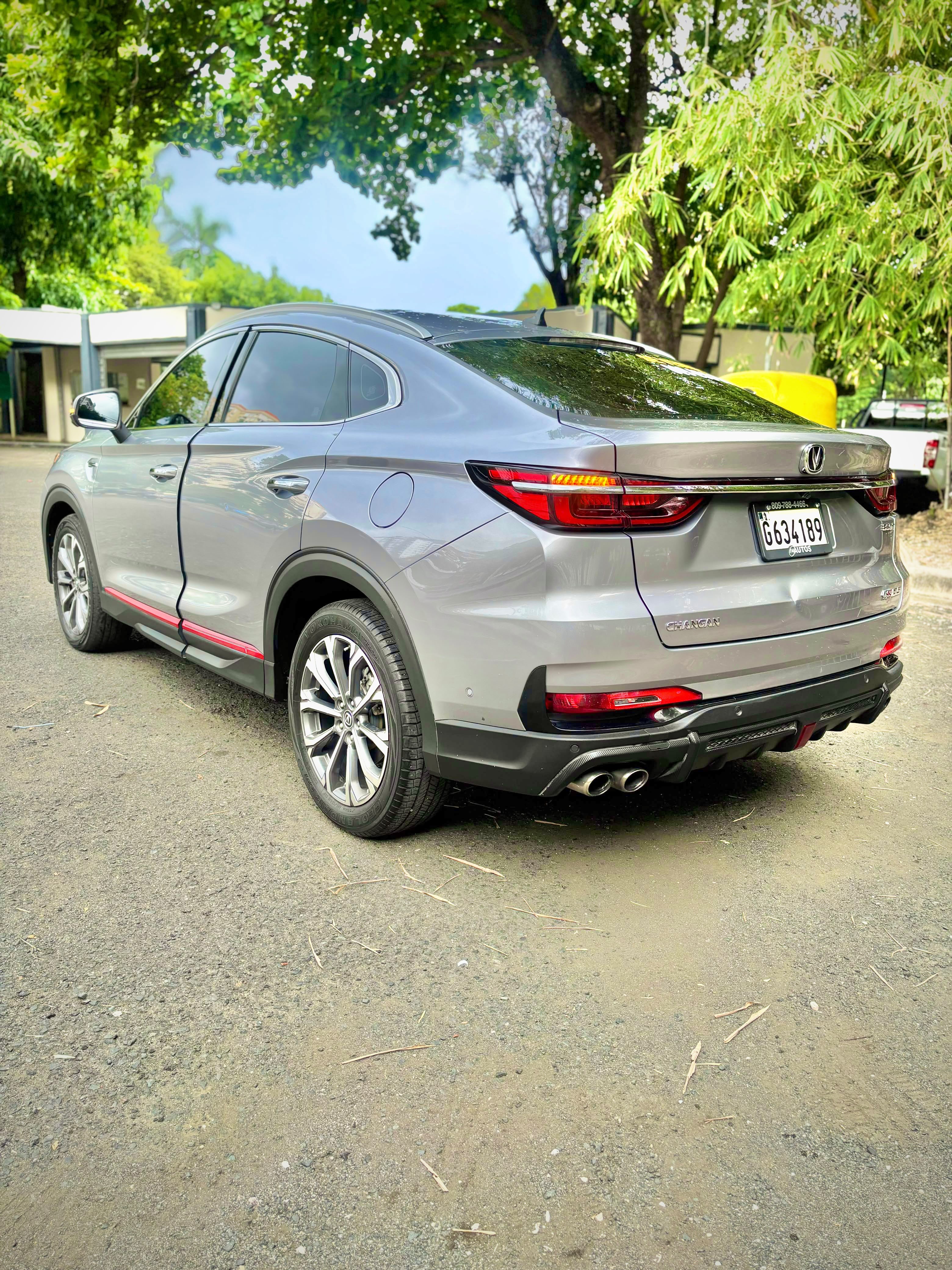 Autos - Changan CS 85 2023 2.0Turbo 56,000Km tie