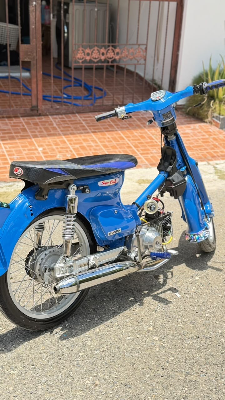 Motos - Super cub 125 
Carburador nibbi
Corrie