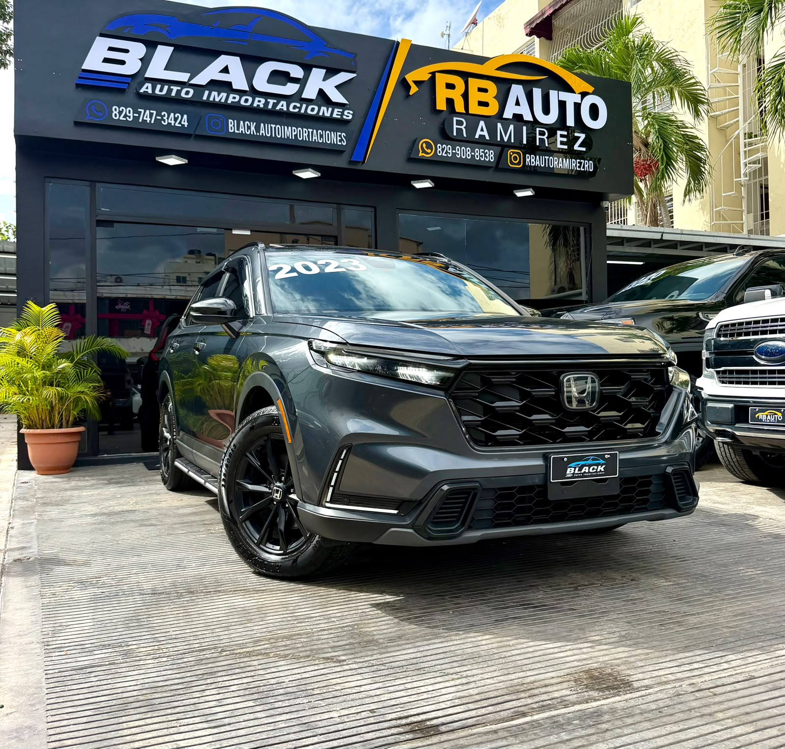 Autos - Honda CRV ex 2023 clean carfax 100 mil m