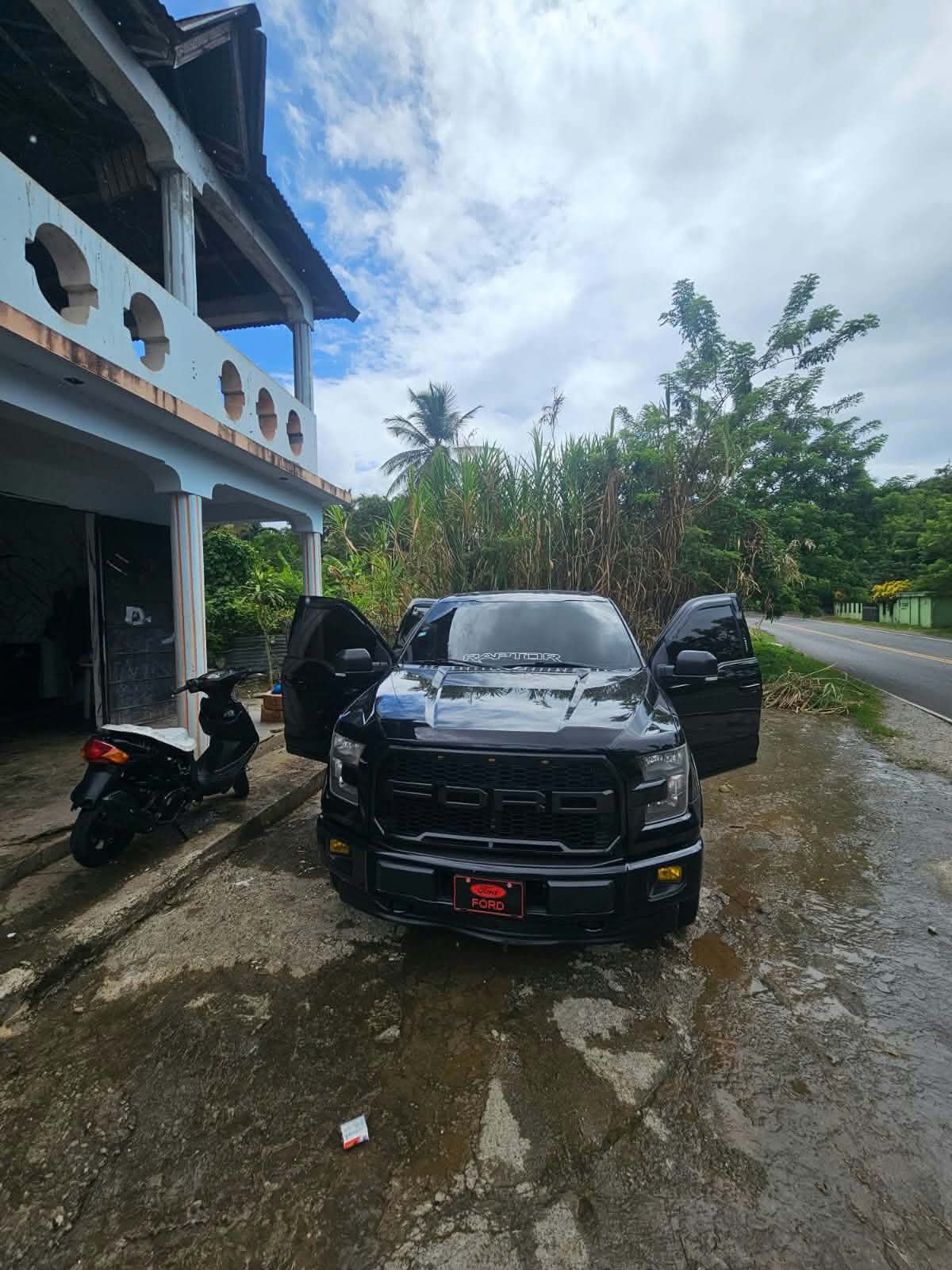 Autos - Marca:for f 150 XLT 4x4 full techo panor