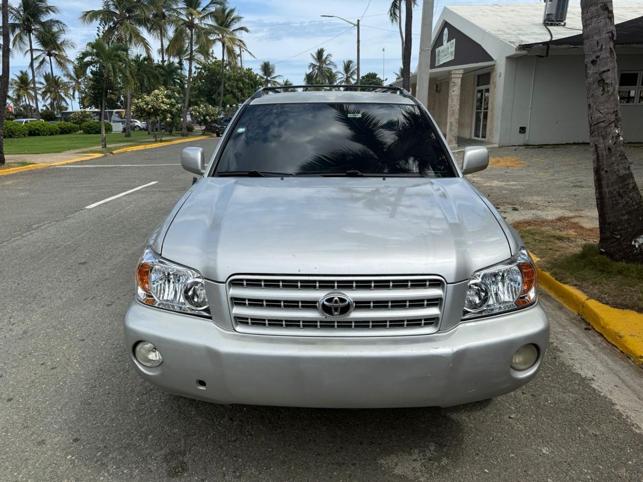 Autos - Toyota Highlander 2002
4 cilindros
Ubi