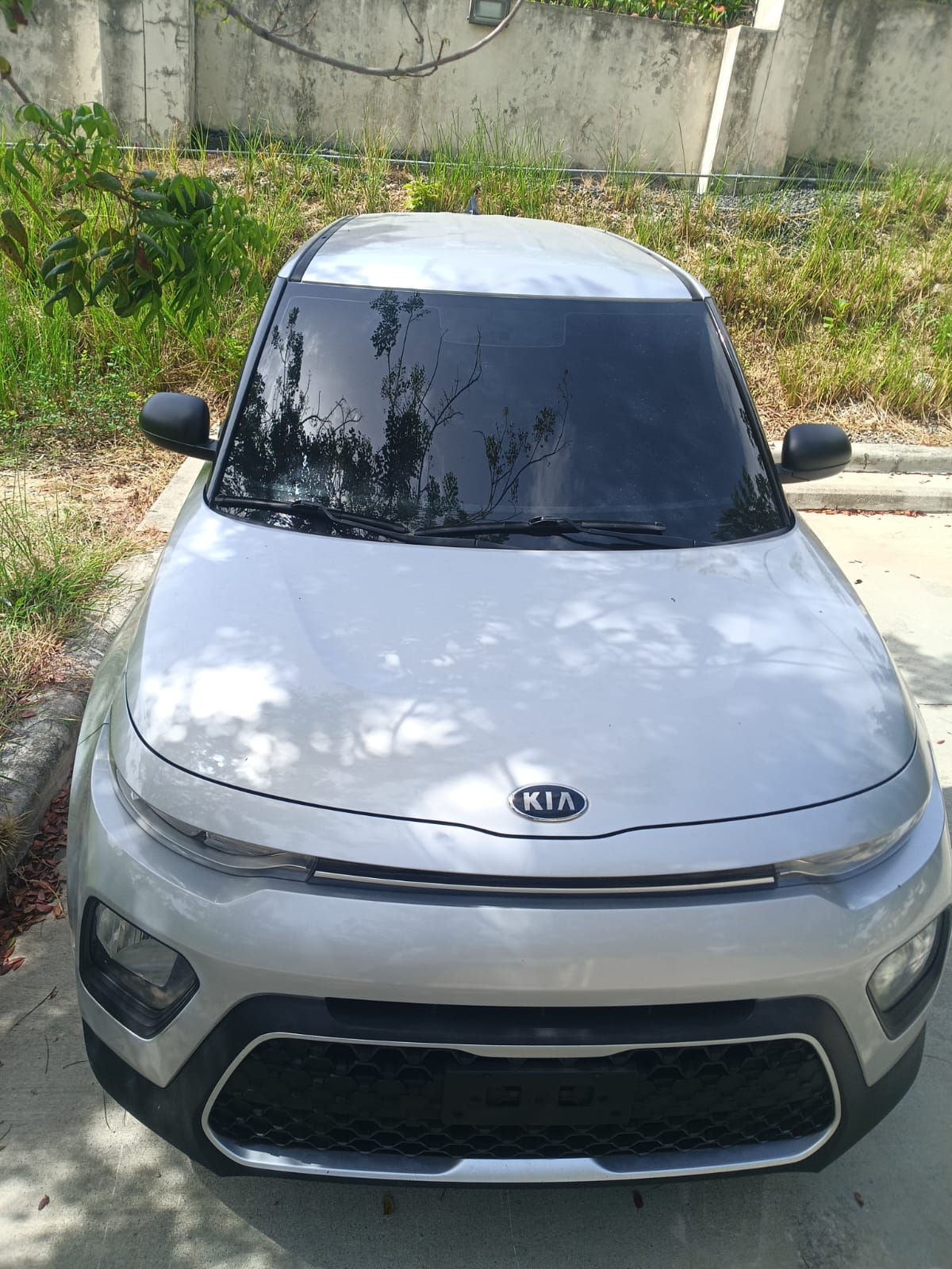 Autos - Kia sould 2020 

809 315 5688 

sant