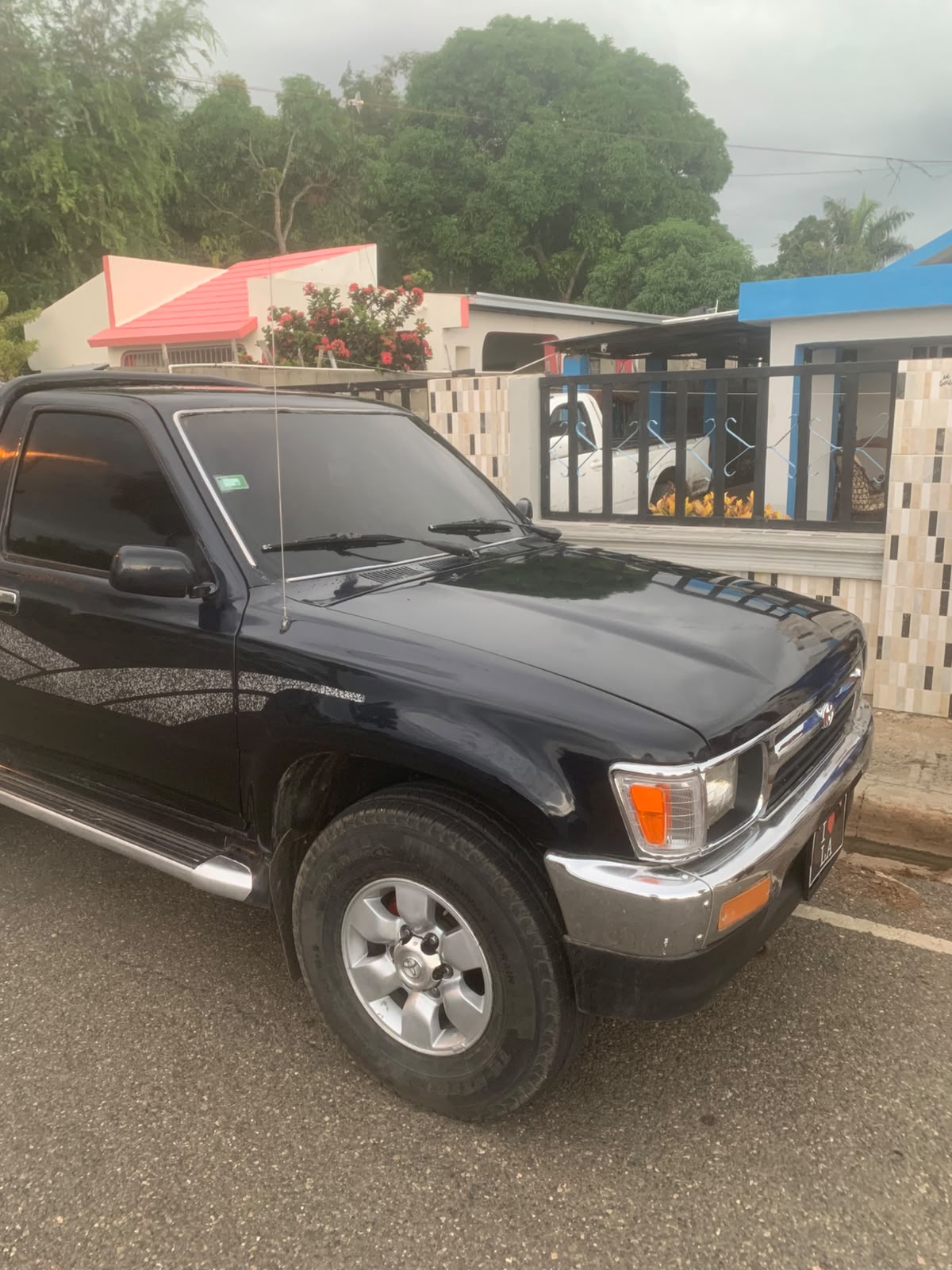 Autos - Marca : Toyota pick 1989

Precio : 690